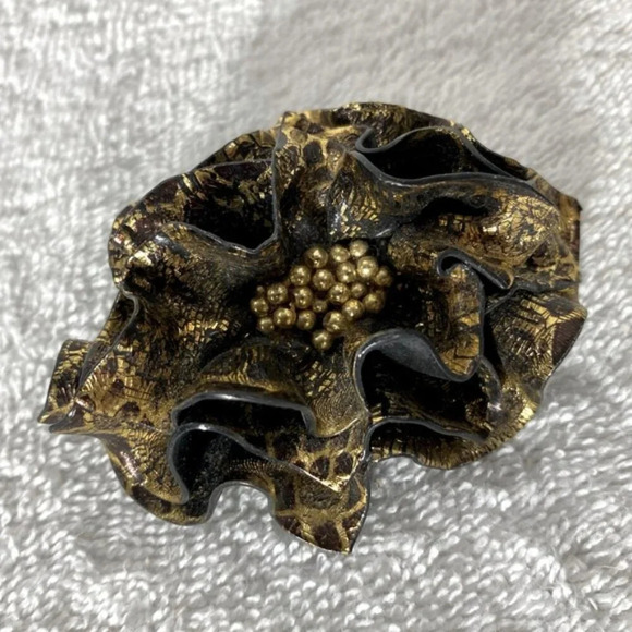 Vintage Handmade Black  Gold Pin Brooch - Picture 1 of 8